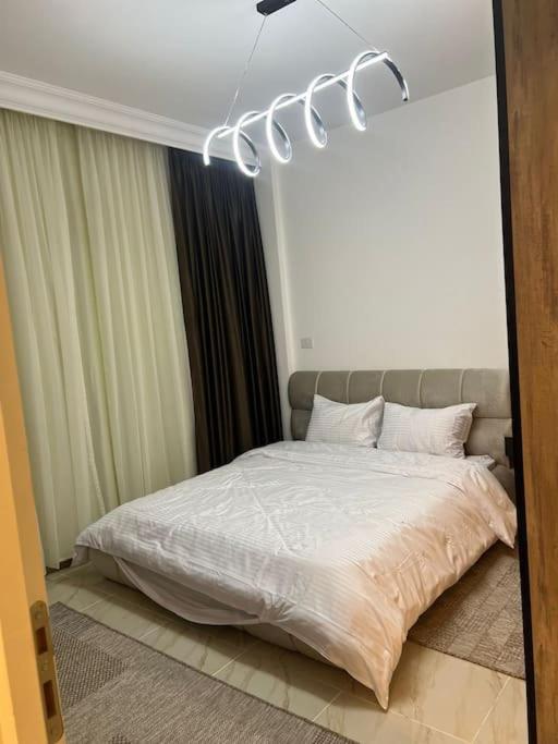 Apartment Luxury Brand New Building&apartment At Madinaty B15 Cairo